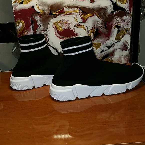 Womens "Tyga" Ultra Lightweight High Sock Sneakers - Picture 5 of 7